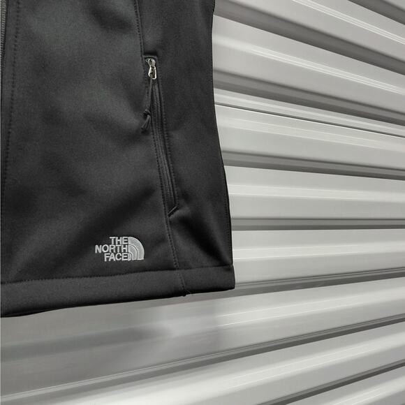 The North Face Womens Small Black Softshell Full Zip Vest Windproof Logo Jacket - Picture 5 of 8